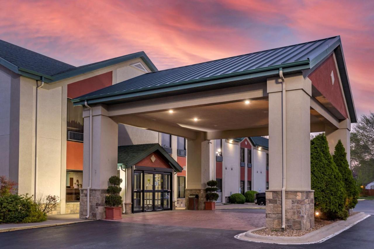 Best Western Plus Springfield Airport Inn Ngoại thất bức ảnh