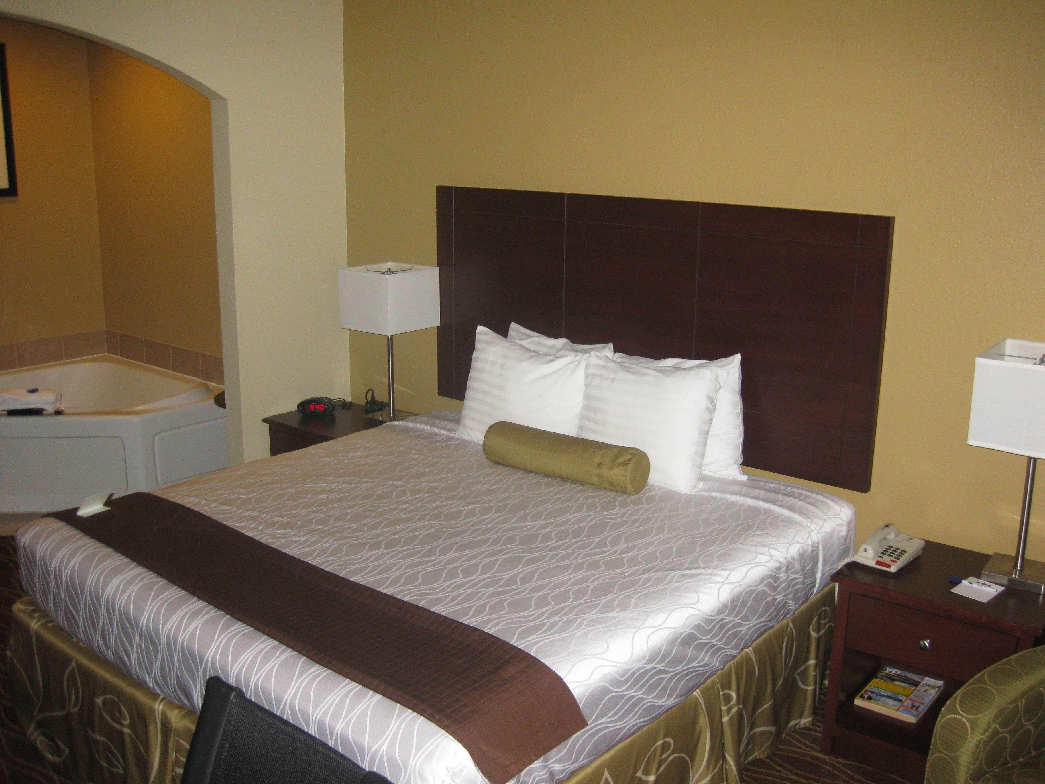Best Western Plus Springfield Airport Inn Ngoại thất bức ảnh