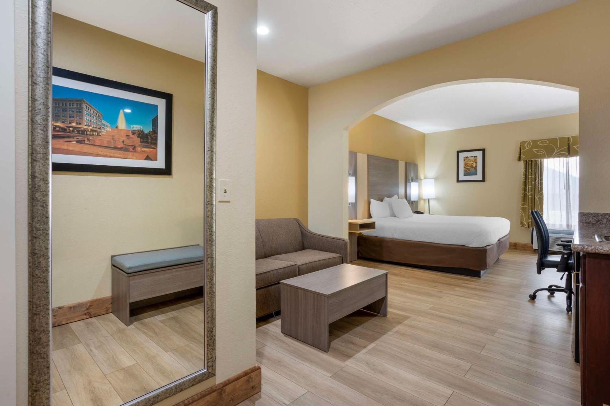 Best Western Plus Springfield Airport Inn Ngoại thất bức ảnh