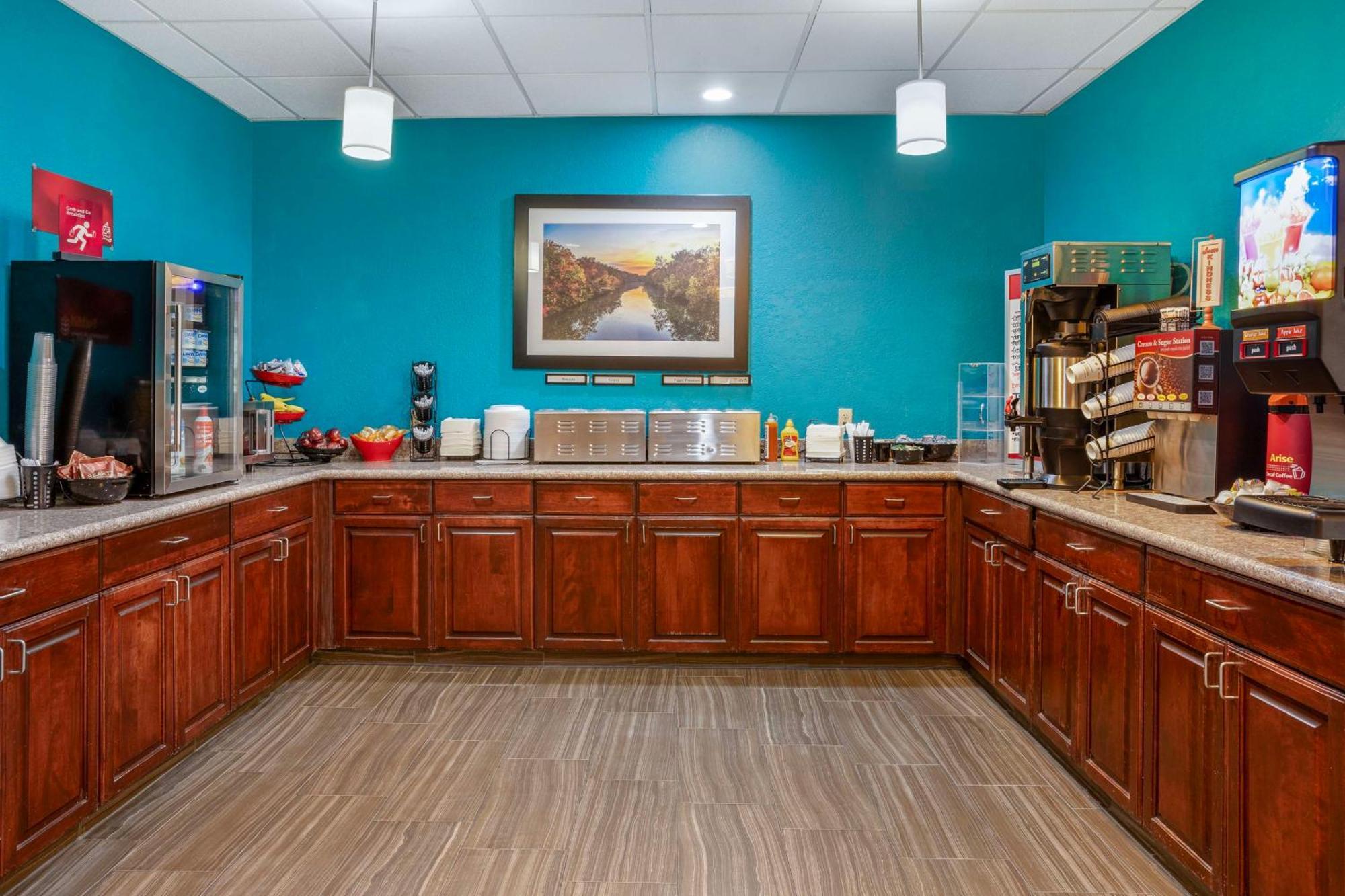 Best Western Plus Springfield Airport Inn Ngoại thất bức ảnh