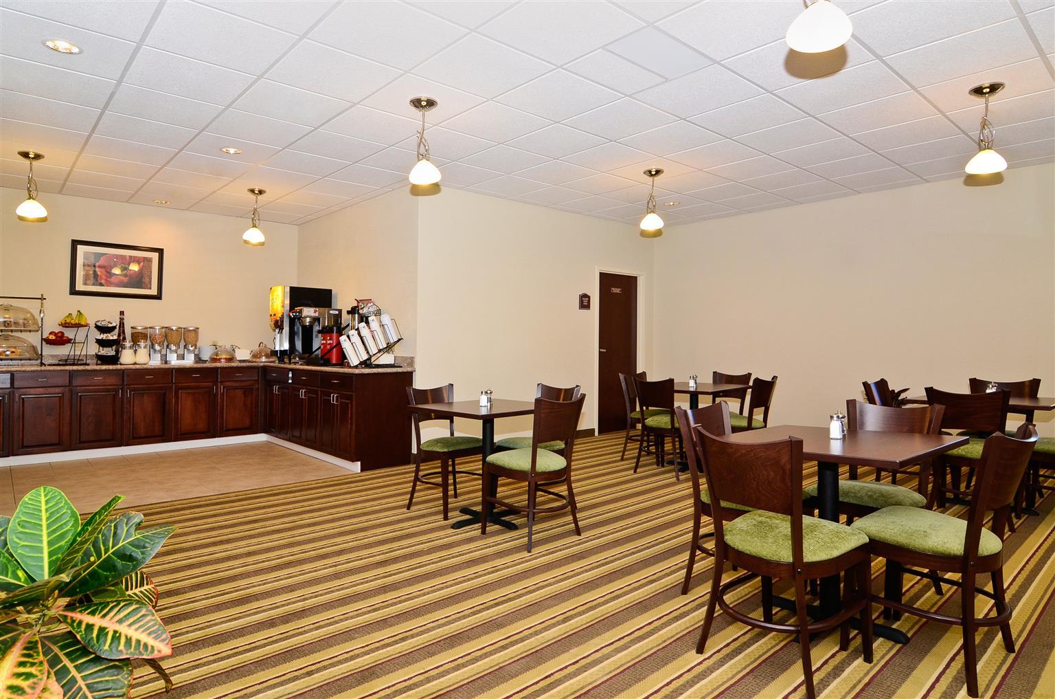 Best Western Plus Springfield Airport Inn Phòng bức ảnh